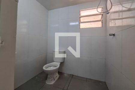 banheiro de kitnet/studio para alugar com 1 quarto, 15m² em Vila Deodoro, São Paulo