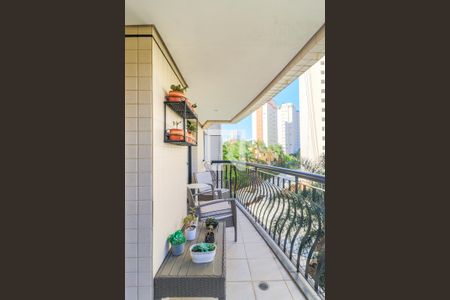 Varanda da Sala de apartamento à venda com 4 quartos, 141m² em Santo Amaro, São Paulo