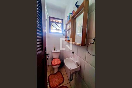 Lavabo de casa de condomínio para alugar com 4 quartos, 120m² em Tanque, Rio de Janeiro