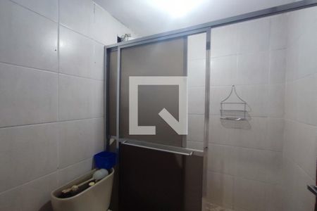 Casa de condomínio à venda com 120m², 4 quartos e 1 vaga Casa de condomínio à venda com 120m², 4 quartos e 1 vagaBanheiro