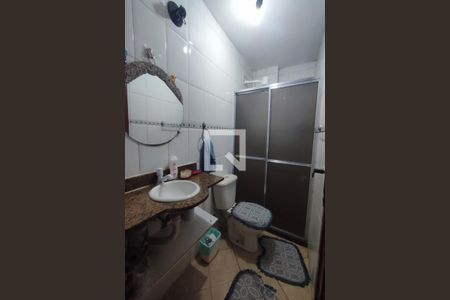Casa de condomínio à venda com 120m², 4 quartos e 1 vaga Casa de condomínio à venda com 120m², 4 quartos e 1 vagaBanheiro do Quarto 2