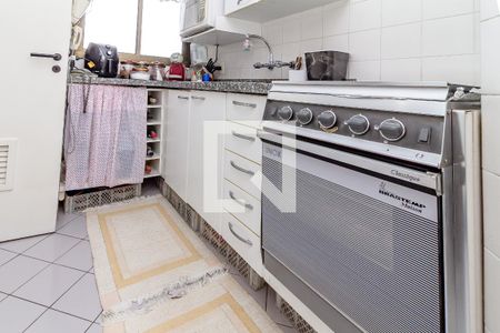 Apartamento à venda com 100m², 3 quartos e 2 vagas Apartamento à venda com 100m², 3 quartos e 2 vagasCozinha