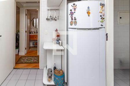 Apartamento à venda com 100m², 3 quartos e 2 vagas Apartamento à venda com 100m², 3 quartos e 2 vagasCozinha