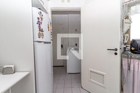 Apartamento à venda com 100m², 3 quartos e 2 vagas Apartamento à venda com 100m², 3 quartos e 2 vagasÁrea de Serviço