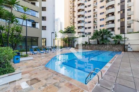 Apartamento à venda com 100m², 3 quartos e 2 vagas Apartamento à venda com 100m², 3 quartos e 2 vagasPiscina
