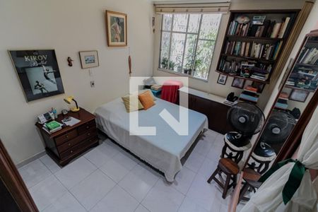 Quarto 1 de apartamento à venda com 2 quartos, 71m² em Copacabana, Rio de Janeiro