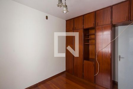 Quarto 01 de apartamento para alugar com 3 quartos, 100m² em Tabajaras, Uberlândia