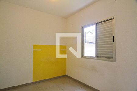 Quarto 2 de apartamento para alugar com 2 quartos, 49m² em Parque Maria Domitila, São Paulo