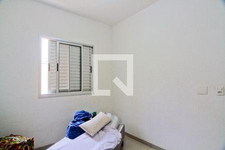 Quarto 1 de apartamento para alugar com 2 quartos, 49m² em Parque Maria Domitila, São Paulo