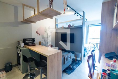 Sala/Cozinha de kitnet/studio à venda com 1 quarto, 33m² em Mirandópolis, São Paulo