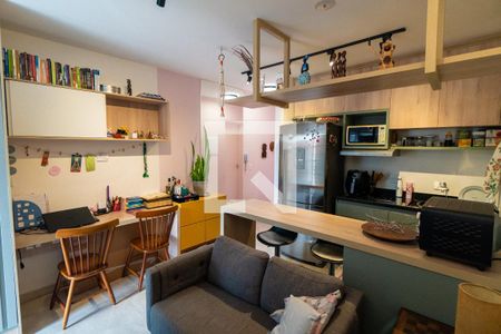 Sala/Cozinha de kitnet/studio à venda com 1 quarto, 33m² em Mirandópolis, São Paulo