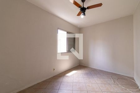 Quarto de apartamento à venda com 1 quarto, 56m² em Vila Itapura, Campinas