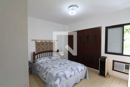 Quarto Suíte de apartamento para alugar com 2 quartos, 90m² em Jardim Las Palmas, Guarujá