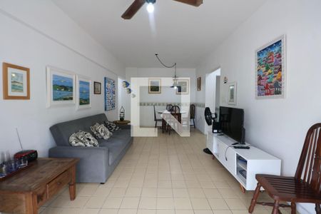 Sala de apartamento para alugar com 2 quartos, 90m² em Jardim Las Palmas, Guarujá