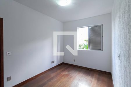 Quarto 2 de apartamento para alugar com 3 quartos, 130m² em Ouro Preto, Belo Horizonte