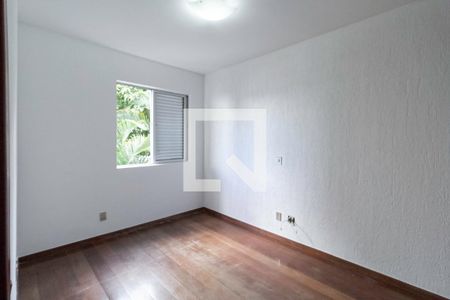 Quarto 2 de apartamento para alugar com 3 quartos, 130m² em Ouro Preto, Belo Horizonte