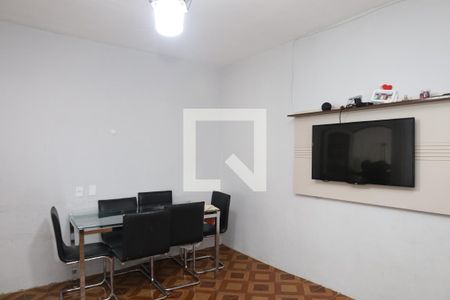 Sala de casa para alugar com 3 quartos, 90m² em Vila Santa Teresinha, São Paulo