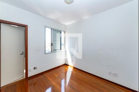 Suíte de apartamento à venda com 3 quartos, 100m² em Santo Agostinho, Belo Horizonte