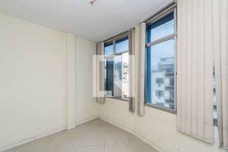 Quarto 1 de apartamento para alugar com 2 quartos, 70m² em Bonsucesso, Rio de Janeiro