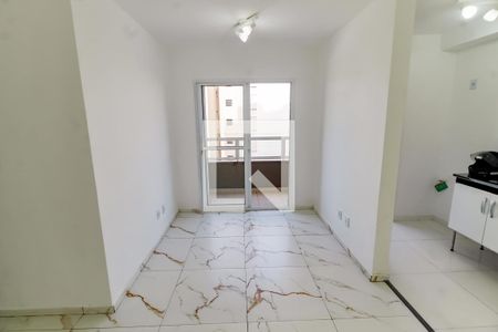 Sala de apartamento para alugar com 2 quartos, 47m² em Parque Assuncao, Taboão da Serra