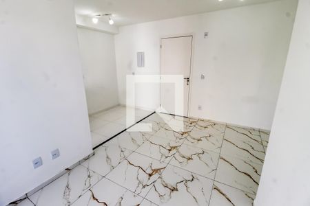 Sala de apartamento para alugar com 2 quartos, 47m² em Parque Assuncao, Taboão da Serra