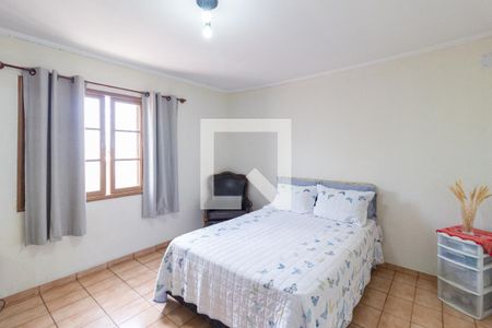 Quarto 1 de casa para alugar com 3 quartos, 215m² em Quitaúna, Osasco