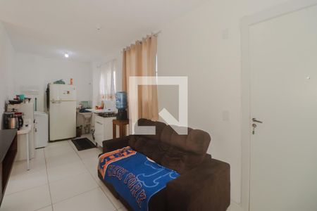 Sala de apartamento para alugar com 2 quartos, 40m² em Rubem Berta, Porto Alegre