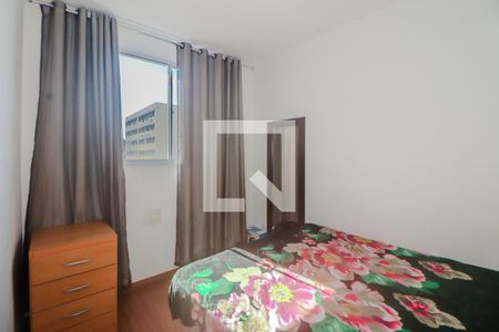 Quarto 1 de apartamento para alugar com 2 quartos, 40m² em Rubem Berta, Porto Alegre