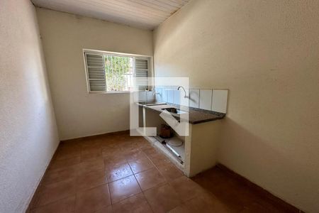 Cozinha de kitnet/studio para alugar com 1 quarto, 29m² em Antonio Marincek, Ribeirão Preto