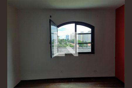 Casa à venda com 3 quartos, 300m² em Vila Friburgo, São Paulo