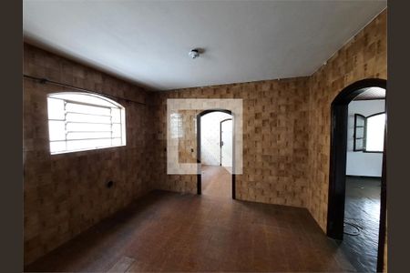 Casa à venda com 3 quartos, 300m² em Vila Friburgo, São Paulo