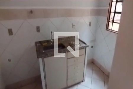 Cozinha  de kitnet/studio para alugar com 1 quarto, 29m² em Antonio Marincek, Ribeirão Preto