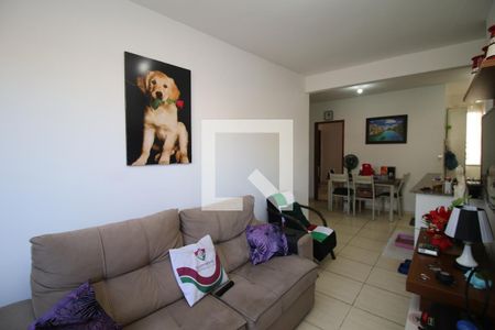 Sala de apartamento à venda com 2 quartos, 60m² em Olaria, Rio de Janeiro