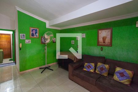 Sala de casa para alugar com 3 quartos, 210m² em Granada, Uberlândia