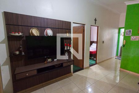 Sala de casa para alugar com 3 quartos, 210m² em Granada, Uberlândia