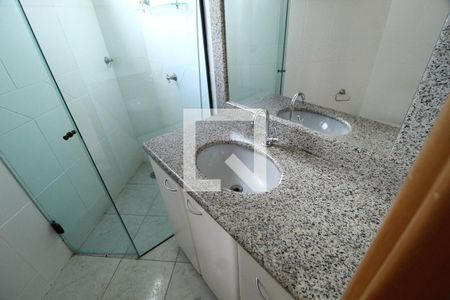 Quarto 1 Banheiro de casa para alugar com 4 quartos, 420m² em Jardim Karaíba, Uberlândia