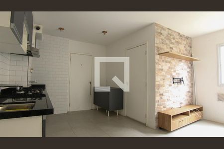 Sala/Cozinha de apartamento para alugar com 1 quarto, 42m² em Sítio da Figueira, São Paulo