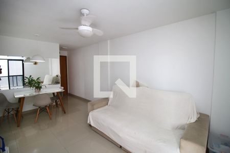 Sala de apartamento à venda com 3 quartos, 80m² em Vila da Penha, Rio de Janeiro