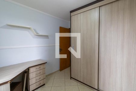 Quarto 1 de apartamento para alugar com 2 quartos, 58m² em Vila Granada, São Paulo