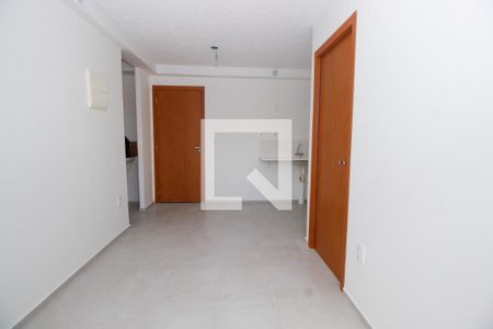 Sala / Cozinha / Área de Serviço de apartamento à venda com 2 quartos, 38m² em Morumbi, São Paulo