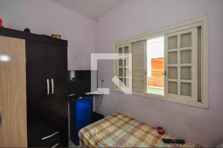 Quarto 1 de casa para alugar com 5 quartos, 300m² em Parque Industrial das Oliveiras, Taboão da Serra