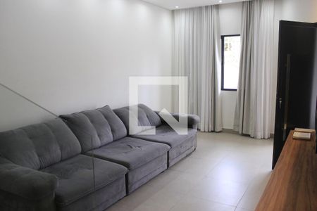 Sala de casa à venda com 3 quartos, 220m² em Jardim Vila Galvao, Guarulhos