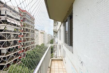 Sala de apartamento à venda com 2 quartos, 100m² em Copacabana, Rio de Janeiro