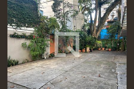 Casa à venda com 2 quartos, 117m² em Jardim Paulista, São Paulo