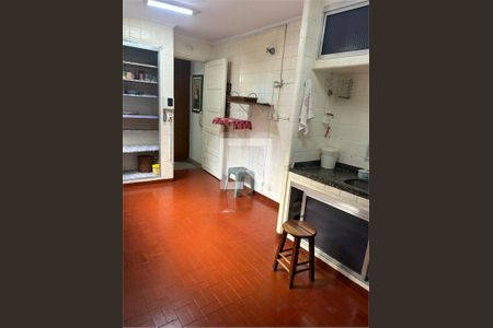 Casa à venda com 2 quartos, 117m² em Jardim Paulista, São Paulo