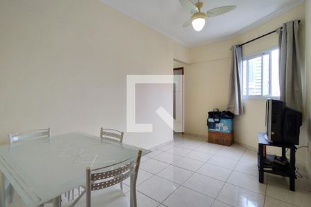 Sala de apartamento para alugar com 1 quarto, 38m² em Mirim, Praia Grande