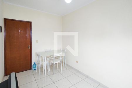 Sala de apartamento para alugar com 1 quarto, 38m² em Mirim, Praia Grande