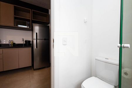 Banheiro de kitnet/studio para alugar com 1 quarto, 19m² em Bela Vista, São Paulo