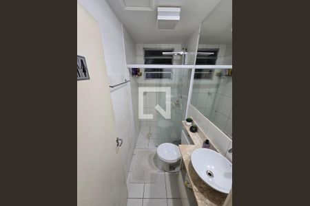 Banheiro de apartamento à venda com 2 quartos, 59m² em Jardim Bufalo, Jundiaí