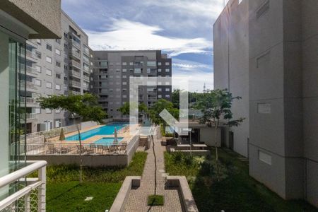 Sala de estar vista de apartamento à venda com 2 quartos, 81m² em Vila Isa, São Paulo